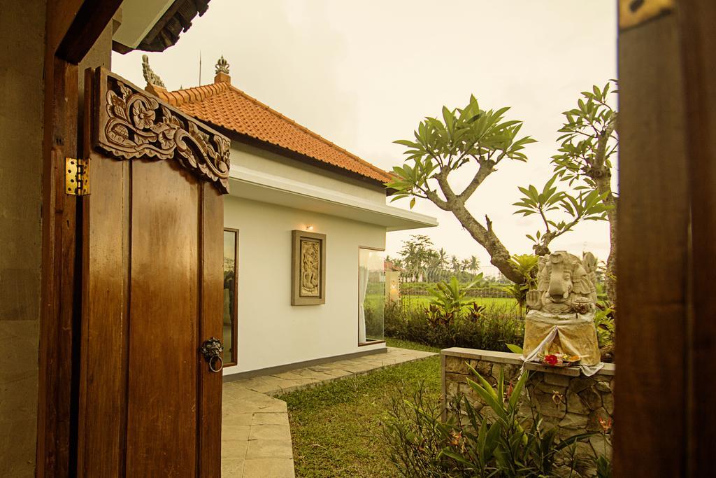 Ubud Lestari Villa Exterior foto