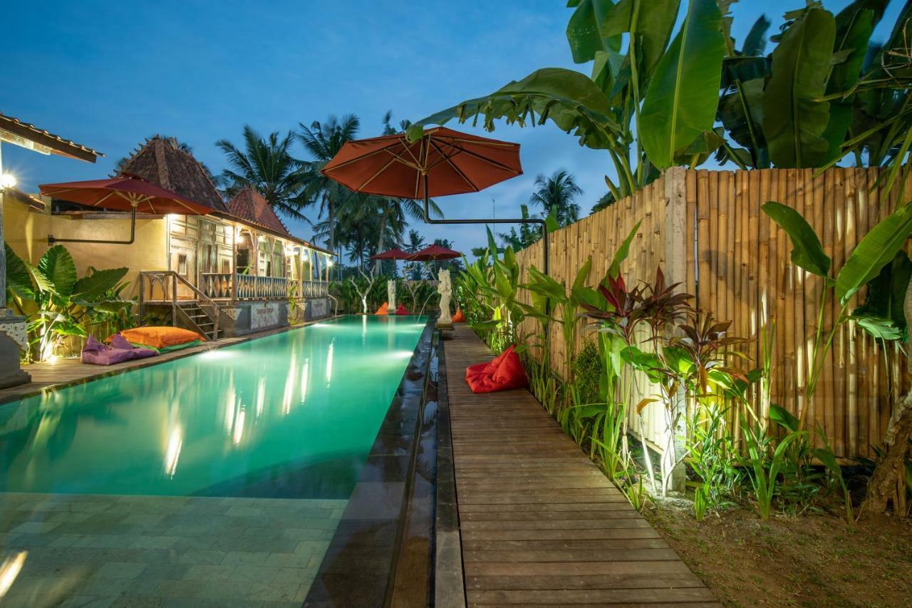 Ubud Lestari Villa Exterior foto